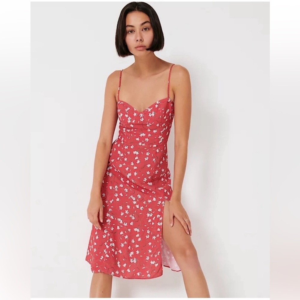 Aritzia Sunday Best Viola Pink Floral Dress with Side Slit